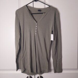Gap Woman's Long Sleeve Blouse